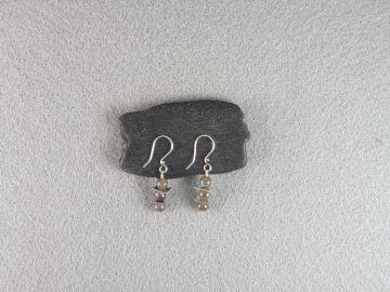3 Labradorite beads